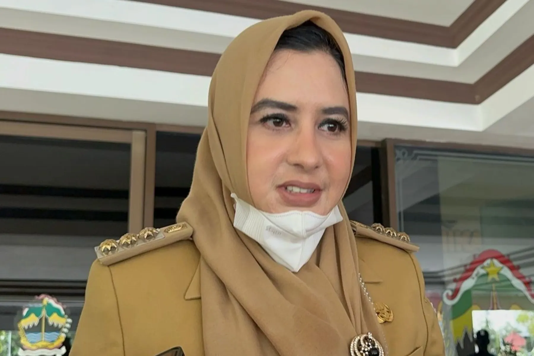 20250317183108-medsos-bupati-pekalongan