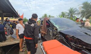 kecelakaan beruntun di padang
