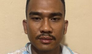 bareskrim-polri-menangkap-kurir-penyelundup-43-kilogram-sabu-di-pekanbaru-riau-1787716277603_169